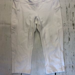 White Lululemon Crop Leggings
